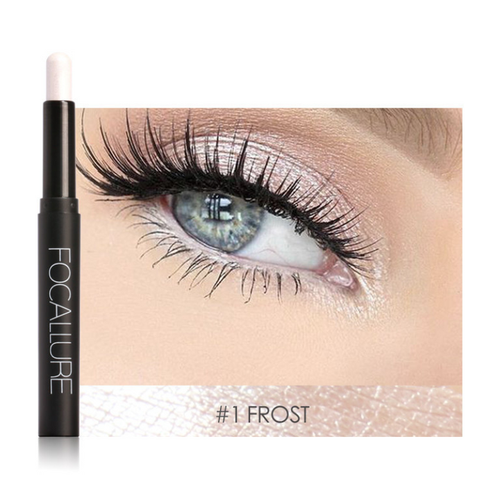 Allsidig glitter øyenskygge blyant. Kan brukes som eyeliner eller all-over øyeskygge.