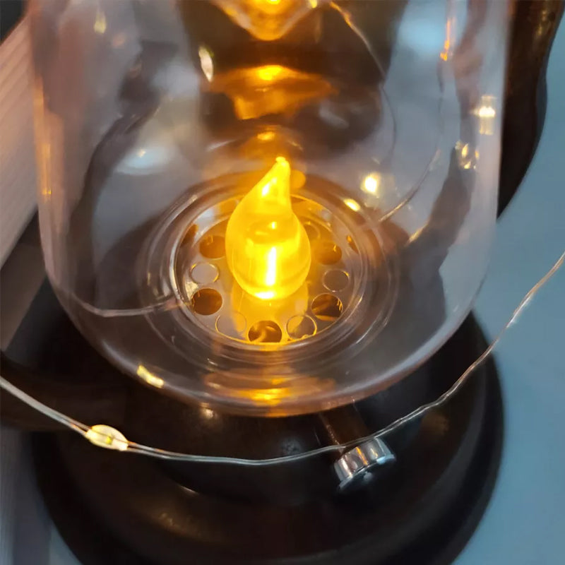Bronsefarget retro solcelle LED lampe. Utendørslys med sjarmerende flammeeffekt.