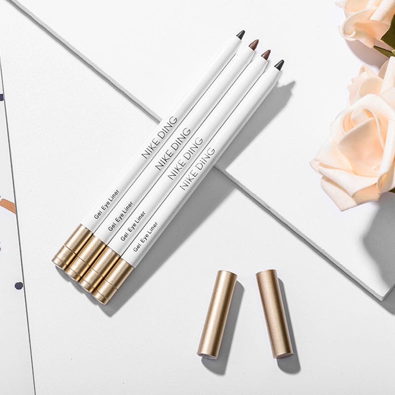 Dame påfører presis, vanntett eyeliner for skarp linje. Hurtigtørkende og langvarig øyesminke.