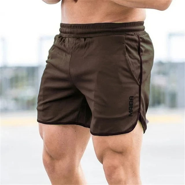 Hurtigtørkende slim-fit badebukser for menn, ideelle for en aktiv dag ved bassenget eller sjøen.