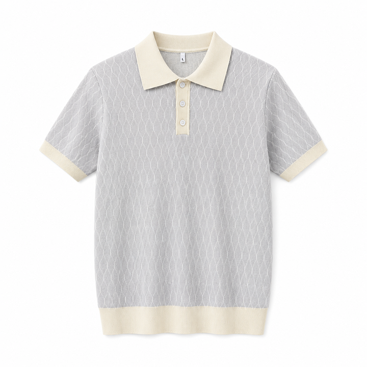 Komfortabel herre pikéskjorte med kortermet, strikket design. Perfekt for sporty fritid og aktiv sommerbruk.