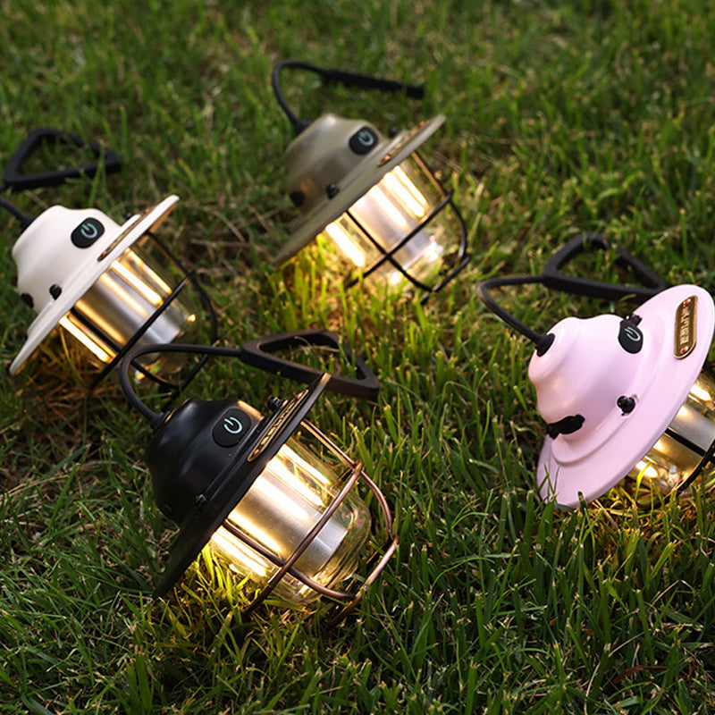 Allsidig retro LED-utendørslys, vanntett og bærbar. Ideell for hage, balkong og camping.