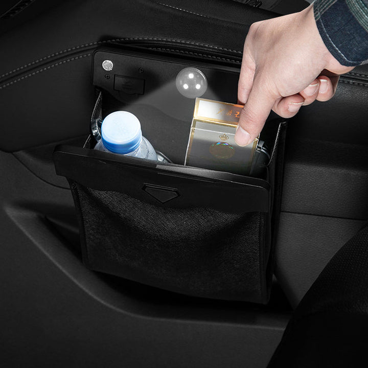 Stilig bil søppelbøtte i sort skinn. Perfekt for oppbevaring og avfall i bilen.