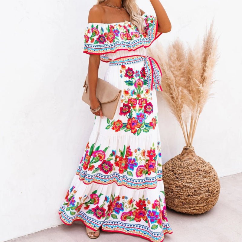 Komfortabel og stilig maxikjole for kvinner, trykt design med off-shoulder og korte ermer.