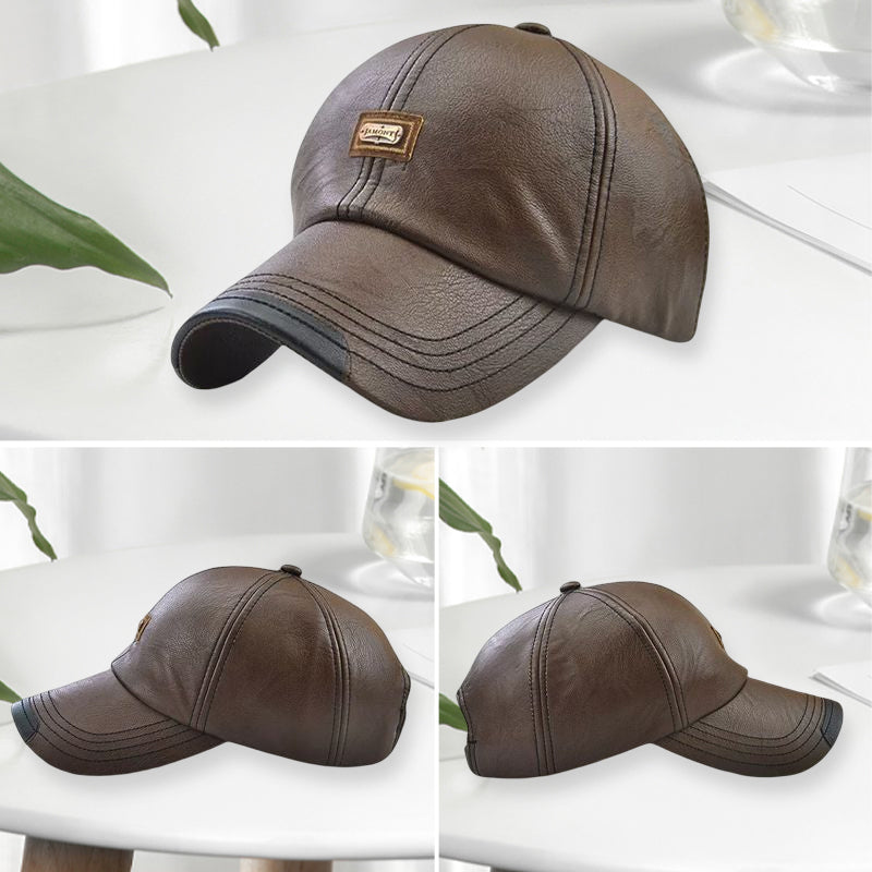 Justerbar PU-lær caps i svart, et allsidig unisex hodeplagg for utendørs bruk året rundt.