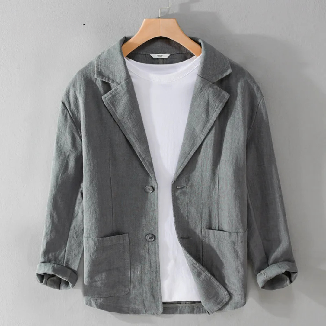 Mørkeblå herre linjakke. En klassisk og uformell sommerjakke for menns garderobe.