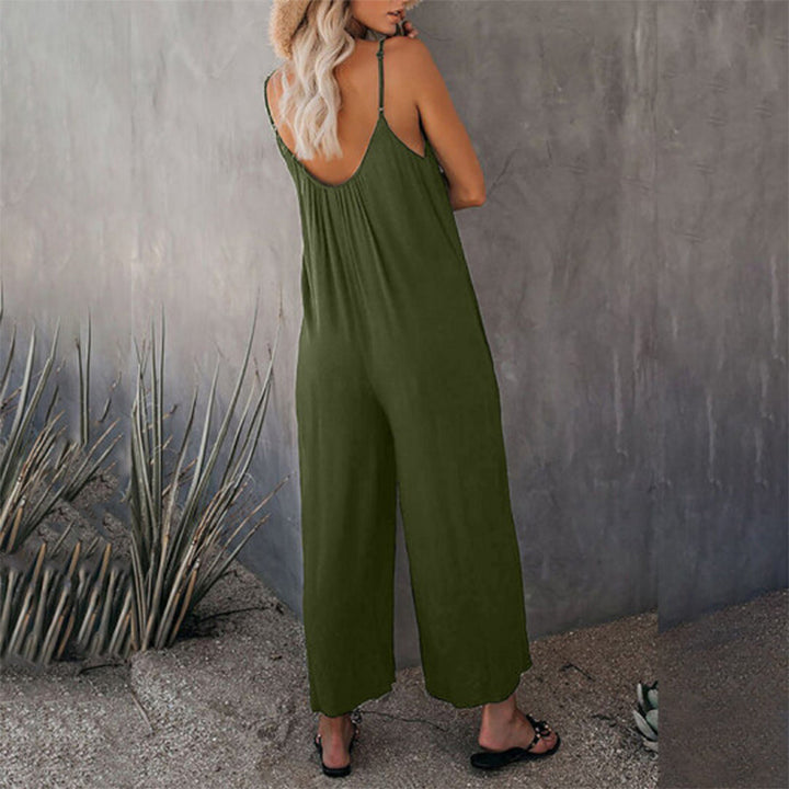 Komfortabel løs cami jumpsuit i mykt stoff for kvinner, ideell for hverdagsbruk.