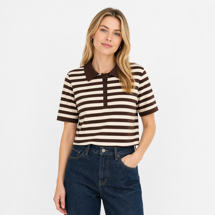 Allsidig dame stripet polo t-skjorte i ren bomull. Perfekt for en casual, men stilfull hverdag.