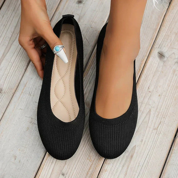 Ny kolleksjon lette og pustende ballerina sko for kvinner. Komfortable som fritids- og pensko.