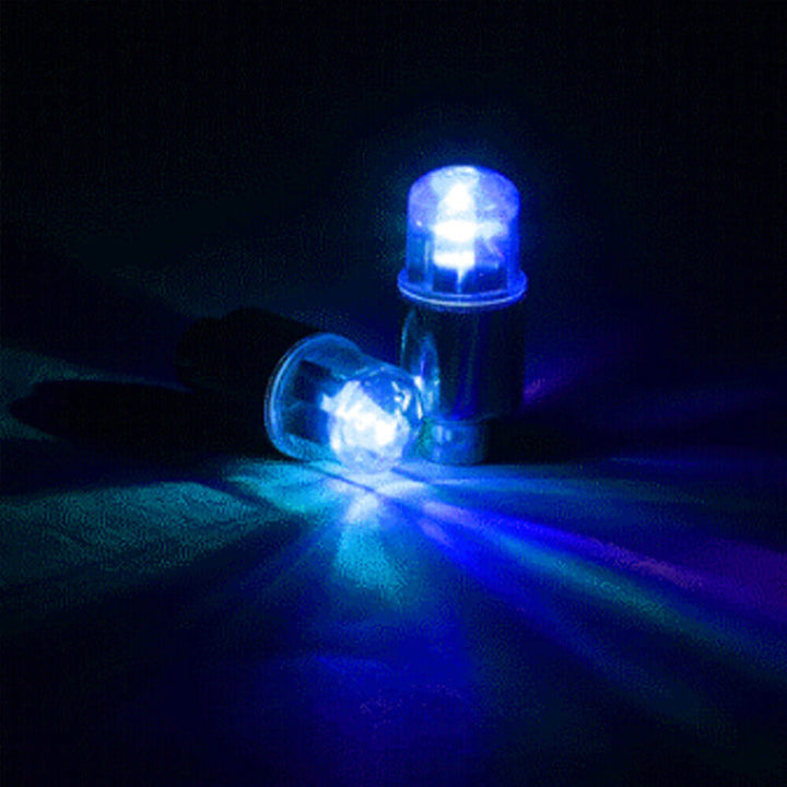 Smart dekklys for bil og sykkel. Automatisk LED belysning gir maksimal synlighet og sikkerhetslys i mørket.