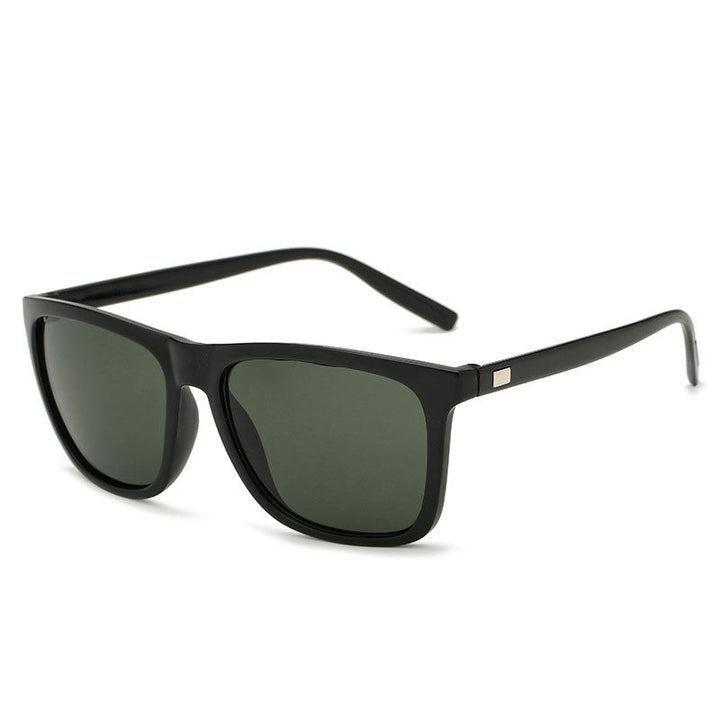 Solbriller for klart syn; unisex design med polariserte linser mot gjenskinn.
