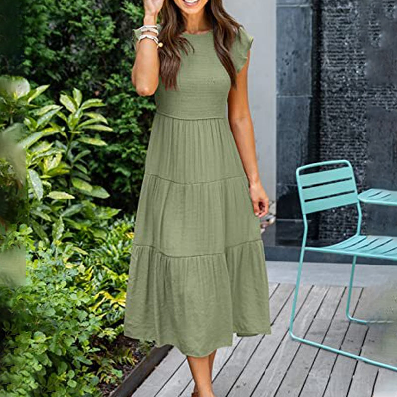 Elegant dame volangkjole i midi lengde. Komfortabel sommerkjole i A-linje for kvinner.