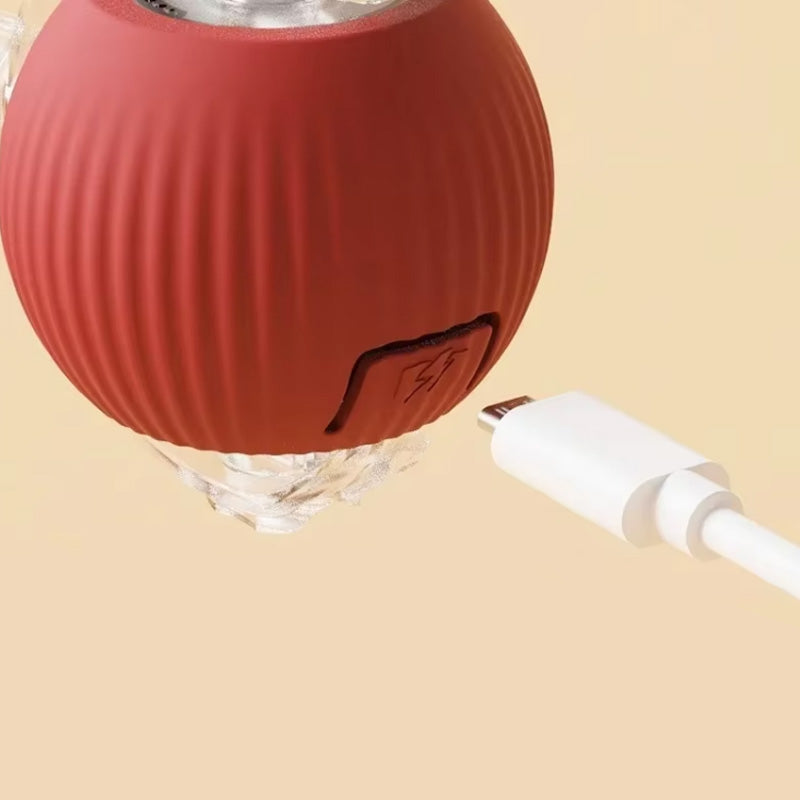 Grønn automatisk lekeball for kjæledyr. Interaktivt leketøy som fremmer aktivitet og reduserer kjedsomhet.