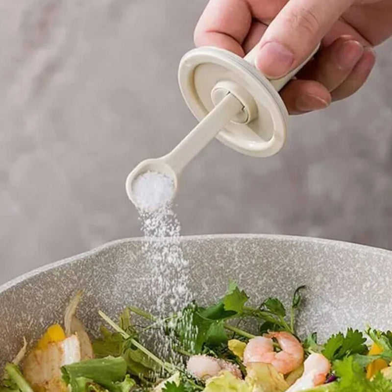 Slitesterk glasskrydderkrukke med lufttett silikonlokk og justerbar skje for optimal ferskhet.