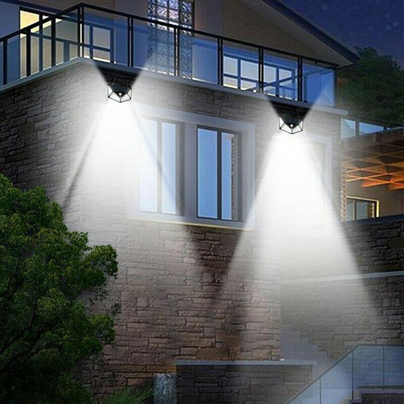 Vanntett LED vegglampe med 100 lysdioder, solcellepanel og bevegelsessensor. Perfekt utendørs.