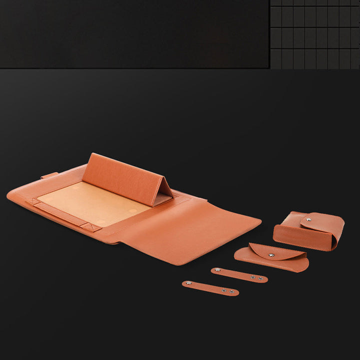Elegant kunstskinn pc-veske med støttefunksjon, perfekt for beskyttelse og bedre sikt.