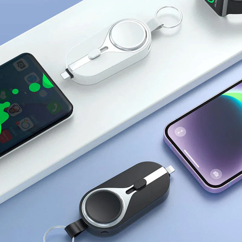 Miniatyr nødstrømlader på nøkkelring. Lad smarttelefon og smartklokke hvor som helst, når som helst.