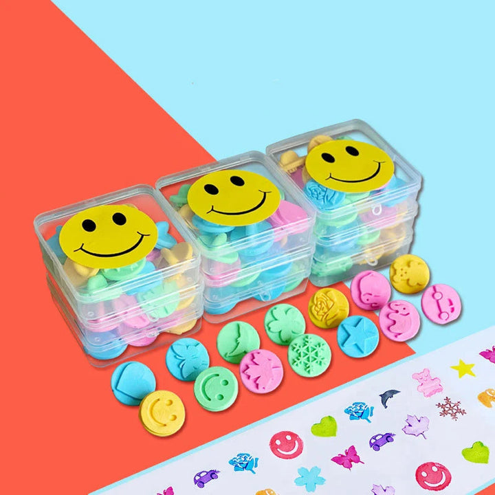 Levende, giftfrie farger i Kreativt Fingermalesett, perfekt for barnekunst.