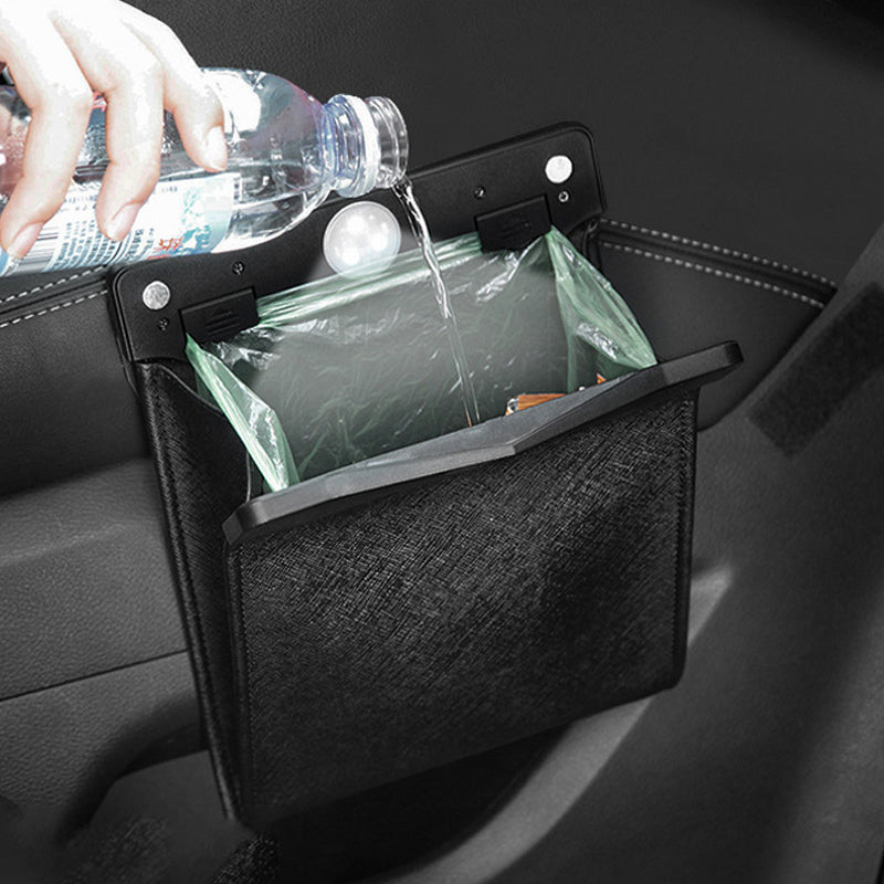 Kompakt vanntett søppelbøtte til bilinteriør. Praktisk oppbevaring på reise.