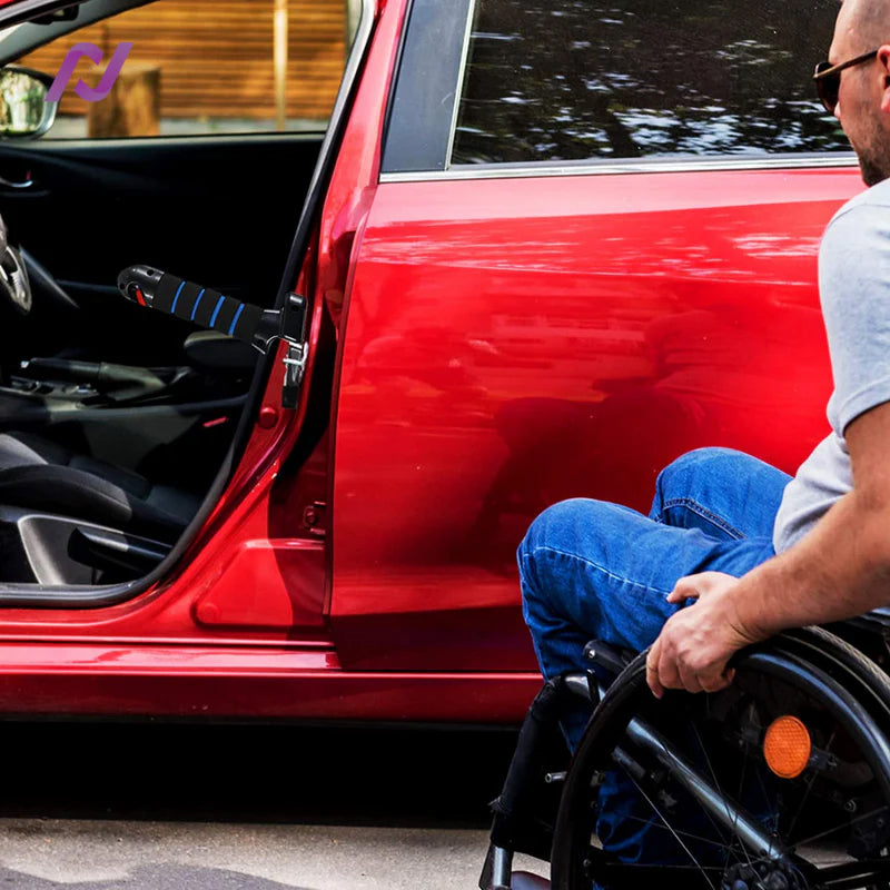Mobilitetshåndtak til bil, universelt design for alle biler. Hjelper eldre med å reise trygt.