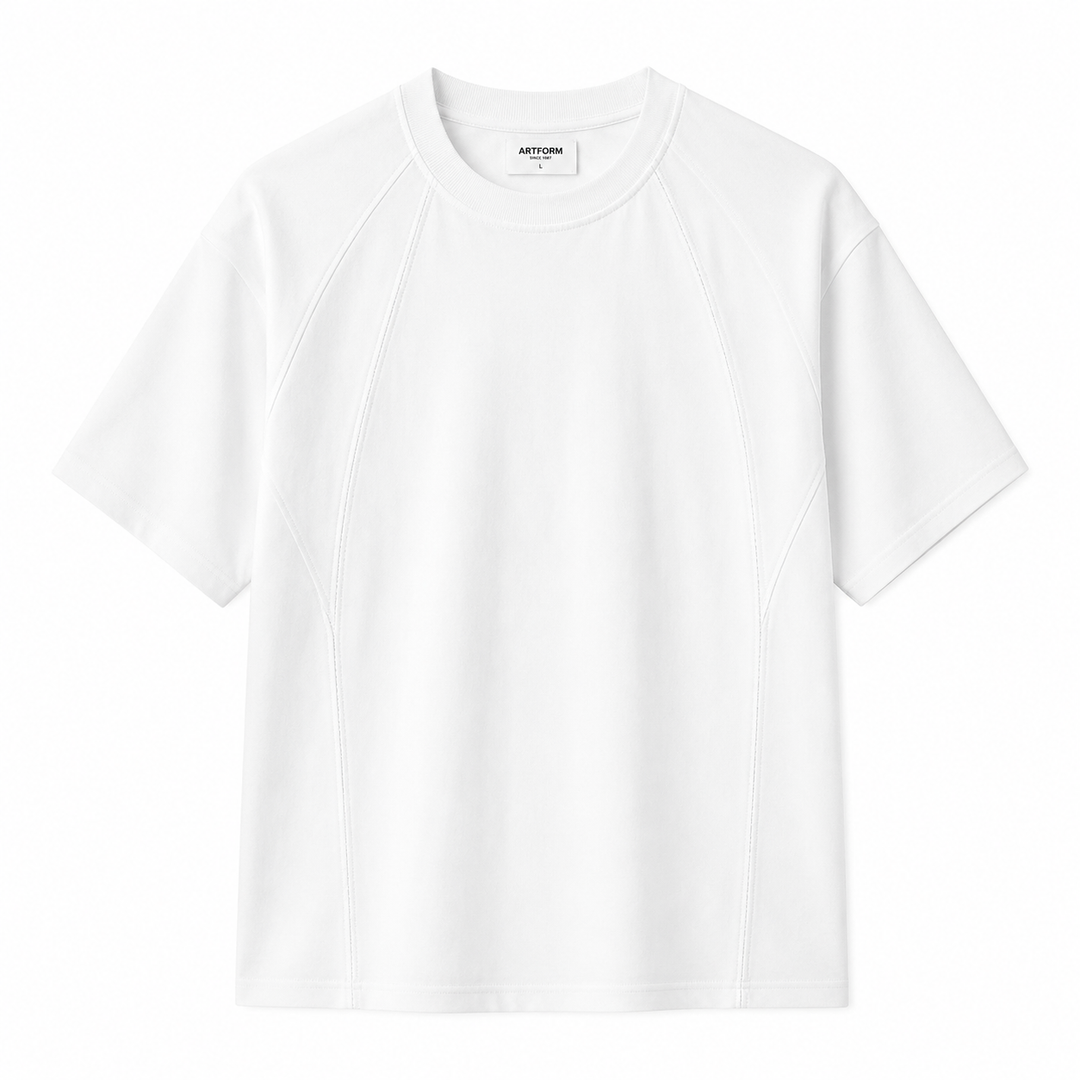 Tungvekts herre t-skjorte med moderne 3D-snitt. Løs passform for optimal komfort og streetwear-look.