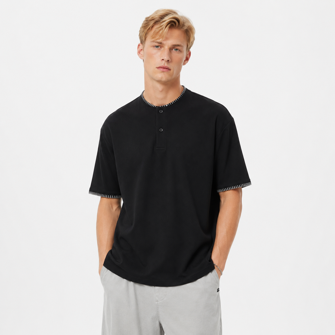 Herre Henley t-skjorte i vaffelstrikk, kortermet og komfortabel. Perfekt hverdagstopp for menn.