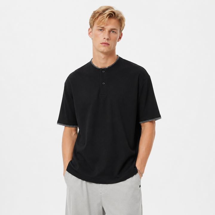 Herre Henley t-skjorte i vaffelstrikk, kortermet og komfortabel. Perfekt hverdagstopp for menn.