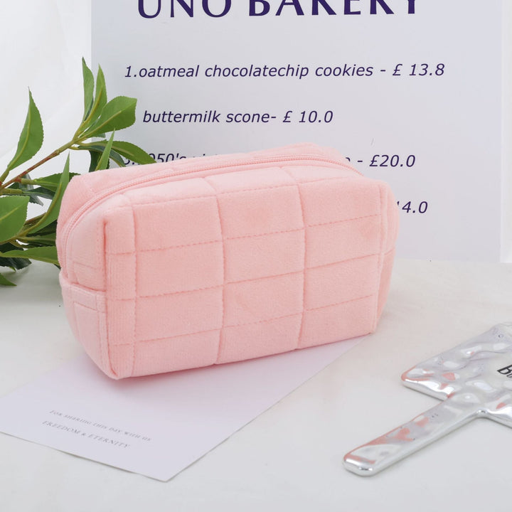 Flerbruks kosmetikkveske med japansk design. Ideell for hjemmeorganisering og som praktisk reiseveske.