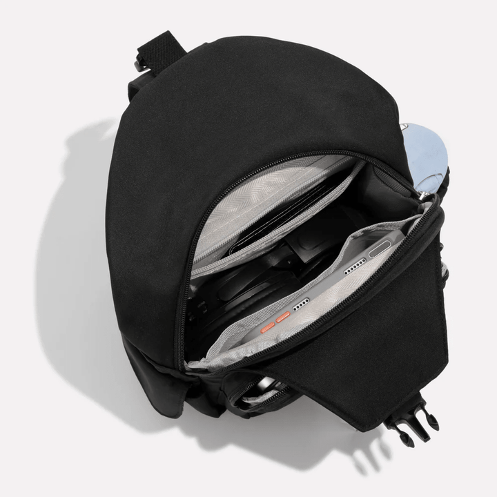 Stilig tyverisikret skulderveske for hverdag og jobb. Konverterbar til ryggsekk. Unisex design i robust polyester.
