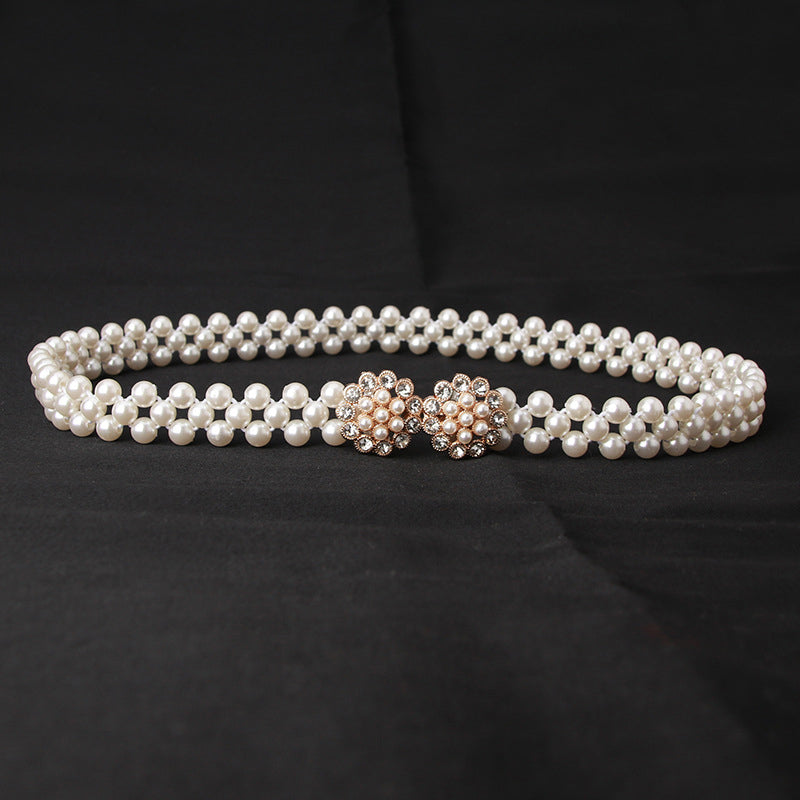 Komfortabelt elastisk perlemidjekjede med skinnende rhinestones, perfekt tilbehør for kvinner.
