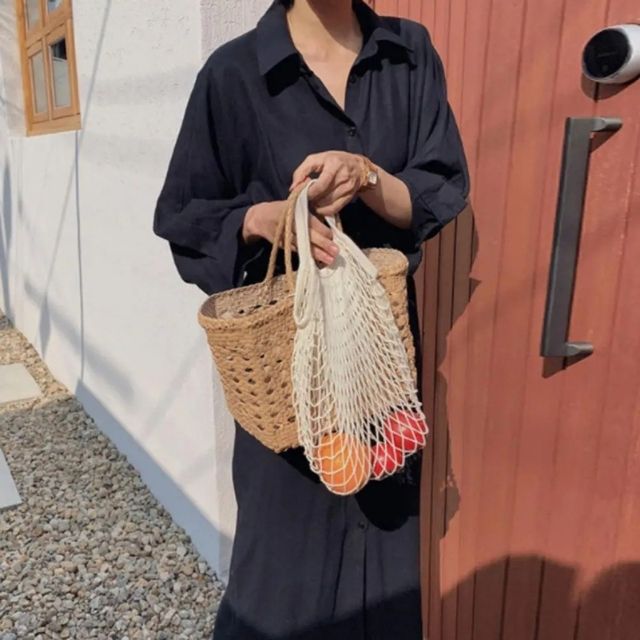 Elegant dame skjortekjole i bomull/lin. Perfekt som sommer- og hverdagskjole.