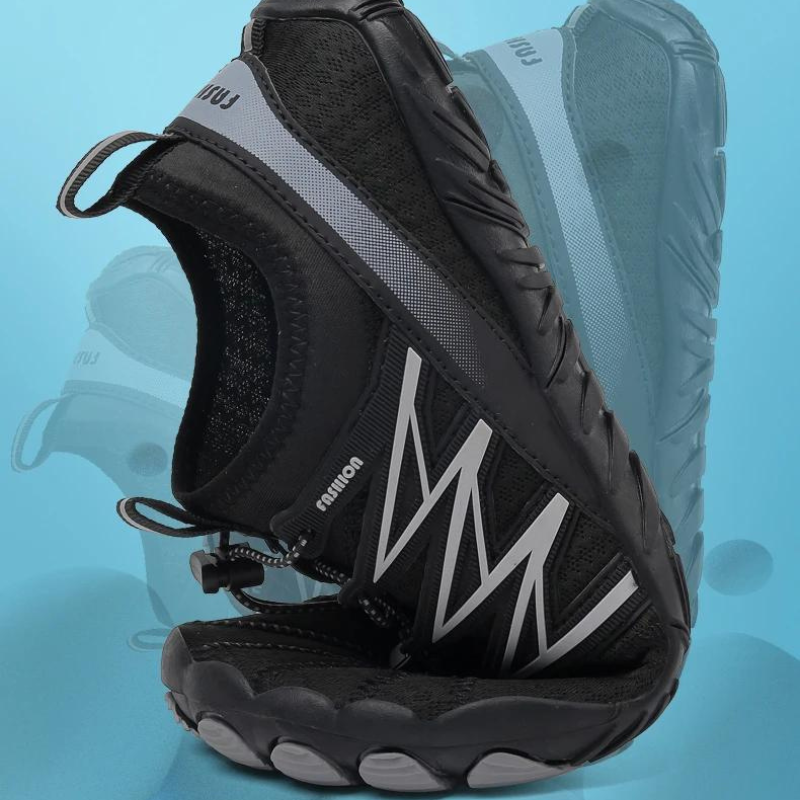 Slitesterke, hurtigtørkende aqua sneakers, perfekte som multifunksjonelle aktivitetssko.
