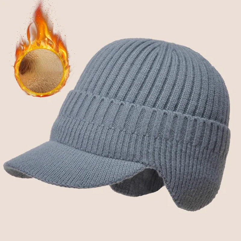 Varm strikket lue, unisex modell med ørebeskyttelse, for en aktiv livsstil utendørs.