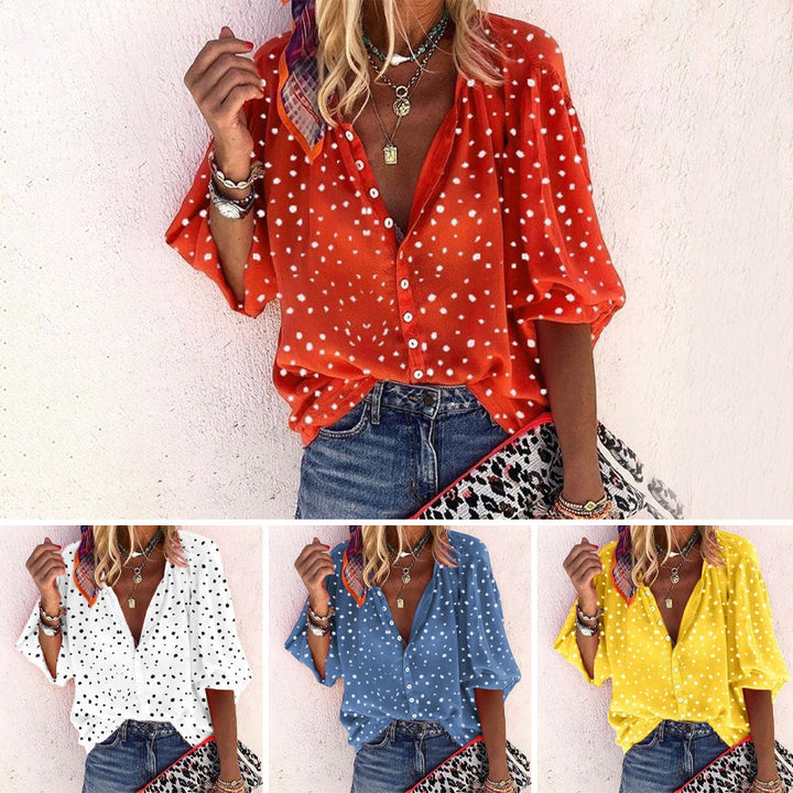 Prikket kvinnebluse i lett stoff, perfekt som sommertopp og for casual mote.