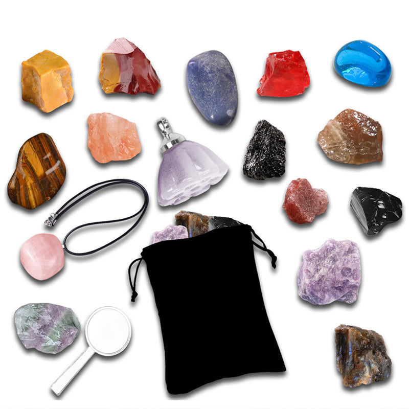 Pyntet mineral adventskalender klar for jul, med morsomme steinleker for gutter og jenter.