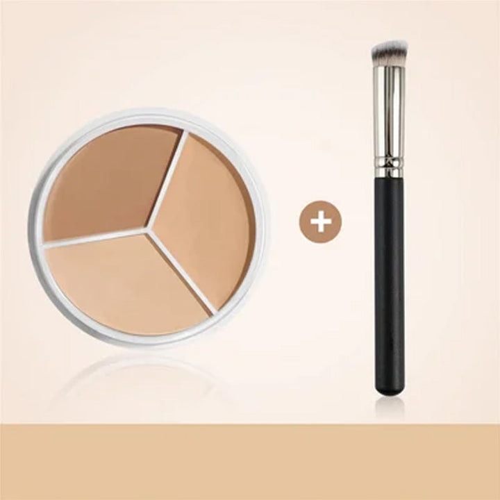 Swatches av tre concealer-nyanser på hud. Ideell for å matche ulike hudtoner og skape naturlig glød.