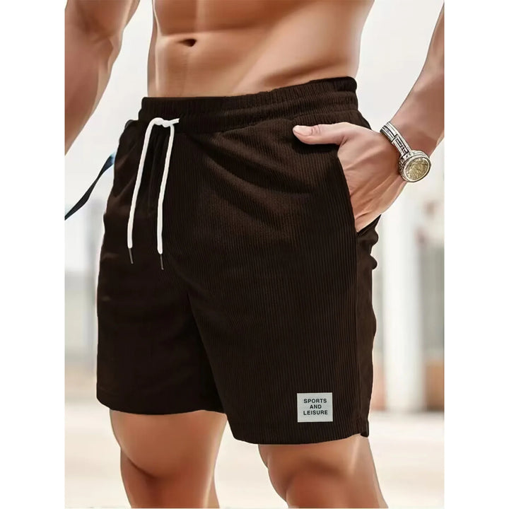 Komfortable herreshorts for vår og sommer, ideell for avslappet hverdagsstil og fritidsaktiviteter ute.