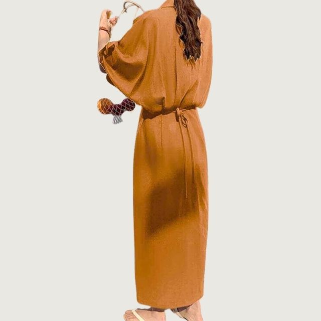 Luftig bomull/lin skjortekjole for dame. En elegant og behagelig hverdagskjole for sommer.