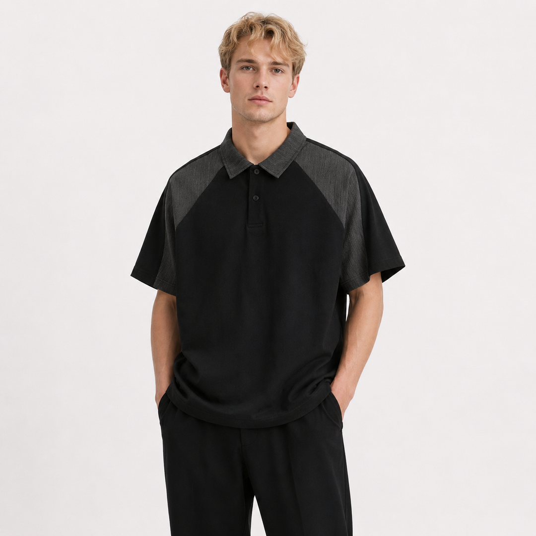 Herre poloskjorte med moderne patchwork design, kortermet piké, perfekt for sommer fritid.