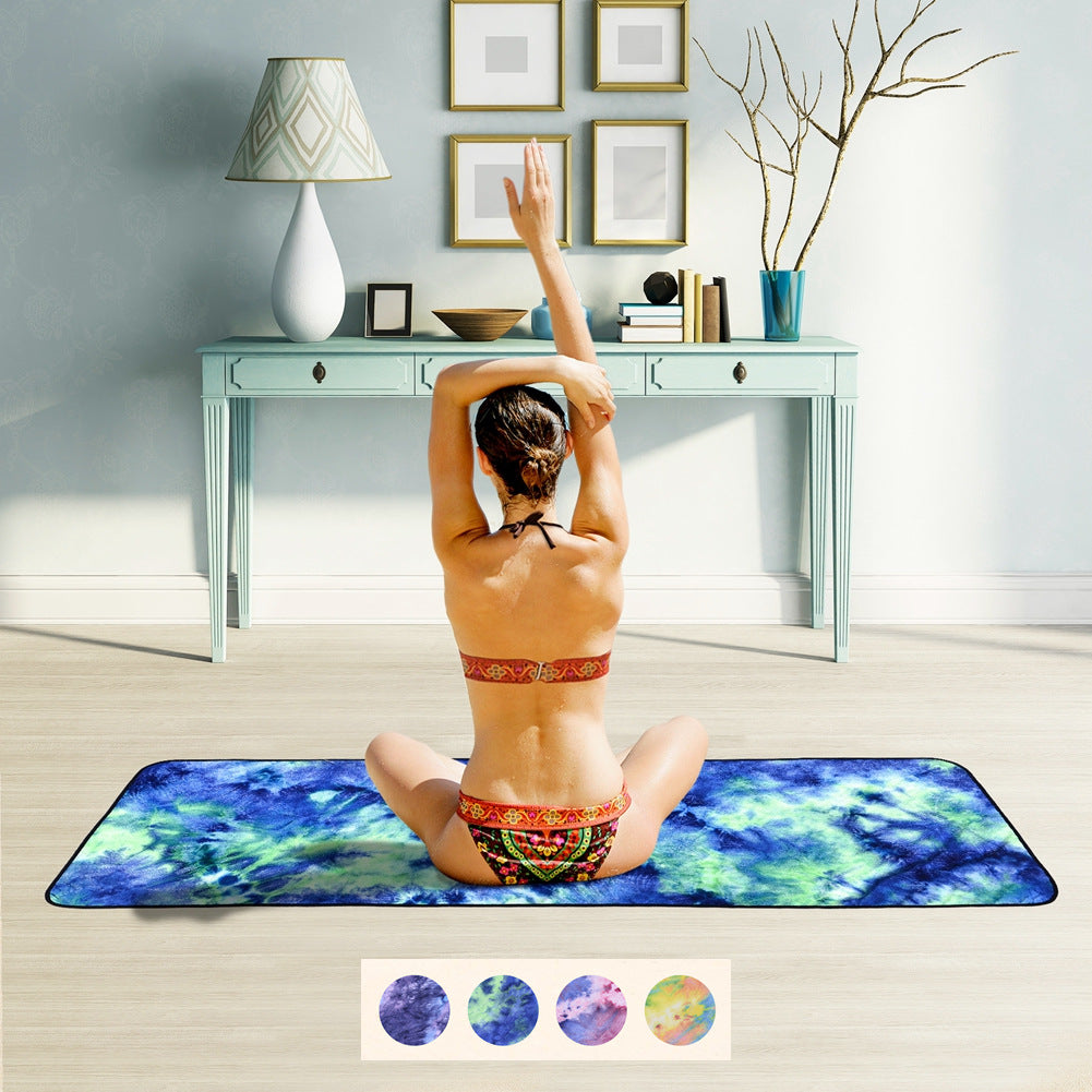 Grønn sklisikker yogamatte for yoga og pilates trening, pustende komfort og godt grep.