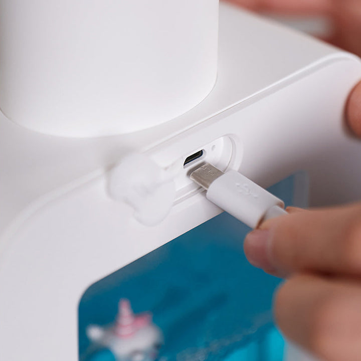Såpedispenser for barn med tegneserie-design, berøringsfri sensor og praktisk nattlys for bad og kjøkken.
