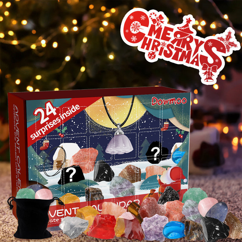 Mineral adventskalender på et julepyntet bord, en perfekt julegave og lærerik opplevelse.