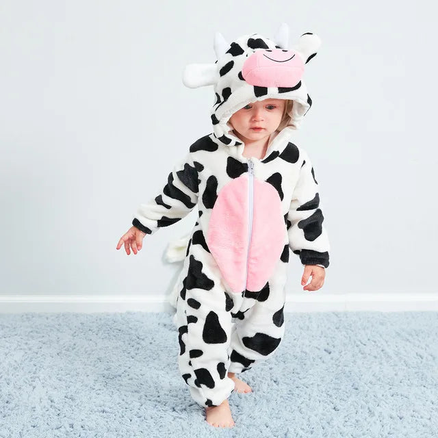 Grønn dinosaur baby dyredrakt. Myk og varm barnedress med hette, perfekt for lek og kos.