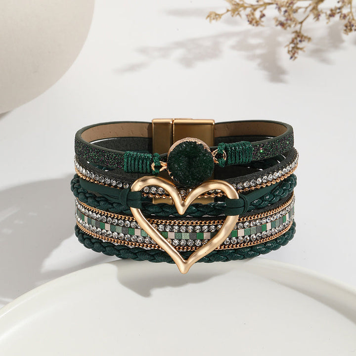 Kvinner festivalarmbånd: lagpålag design med natursteiner, hjerte, rhinestone, bohemsk eleganse.