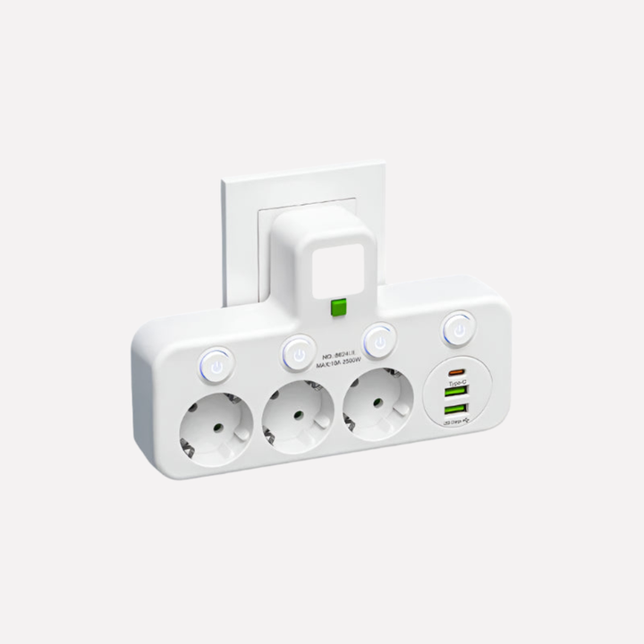 Kompakt strømfordeler for organisering, med USB-C lader & overspenningsvern. Essensiell for hjem og kontor.