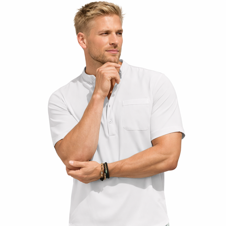 Komfortabel Henley-skjorte i myk bomull for menn. Ideell for strand, ferie og avslappet casual look.