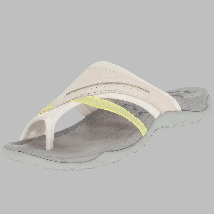 Lette slip-on dame sandaler med dempet såle og fleksibel passform for komfort hele dagen.