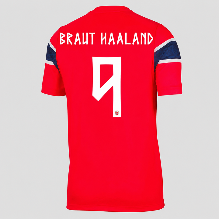 Norge supporter landslagsdrakt 2026, offisiell fotballdrakt for herre, rød med hvite detaljer. Sportsklær.