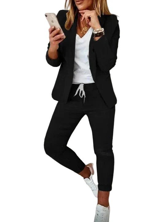 Elegant dame blazer sett for kvinner, perfekt som kontor- og festantrekk. Klassisk buksesett.