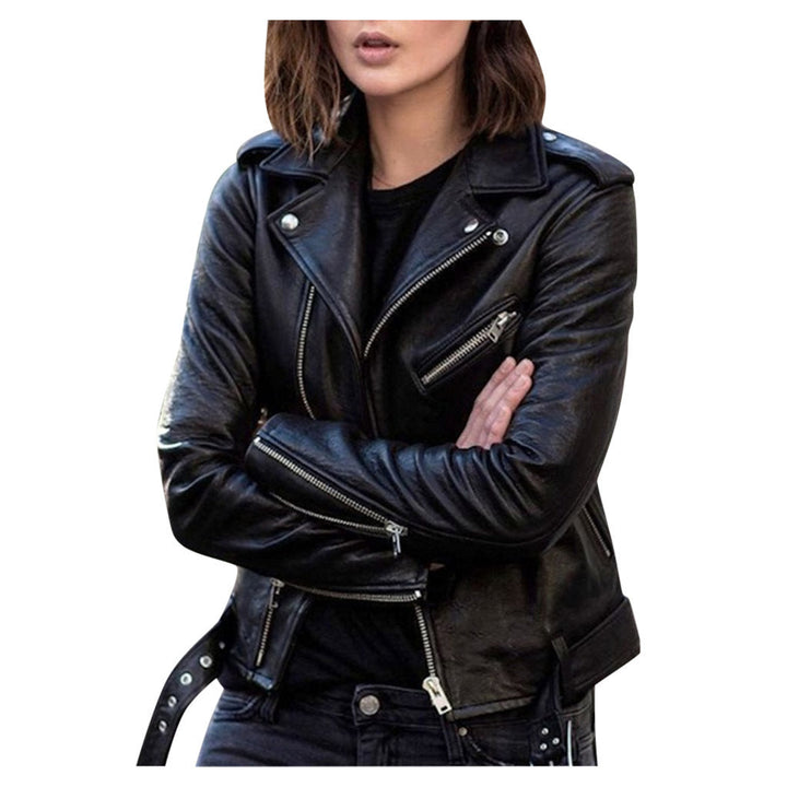 Trendy dame bikerjakke for hverdagsmote, med robust glidelås og stilig design.